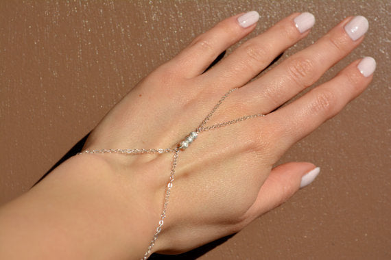 Elegant Pearl Finger Linking Bracelet
