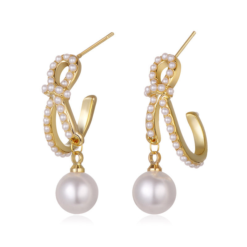 Pearly Gold Hoop Earrings